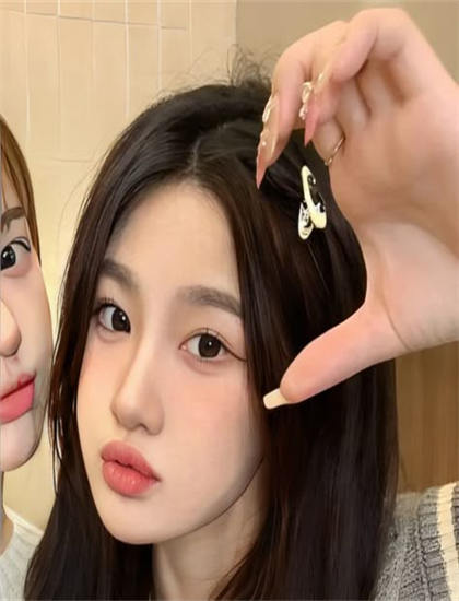 化妆特效：《珠峰女王：拉克帕夏尔巴》：恐怖片的高速摄影的慢动作与细节捕捉——快速入门的简明教程